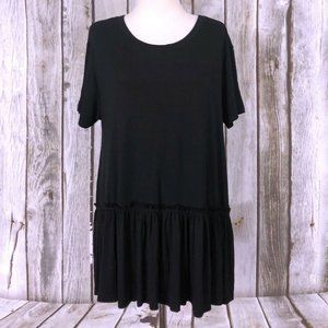 Agnes & Dora NWT Relaxed Ruffle Tee Black size MEDIUM